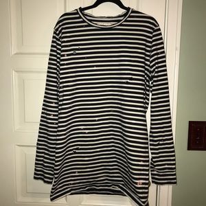 An “all white” shirt